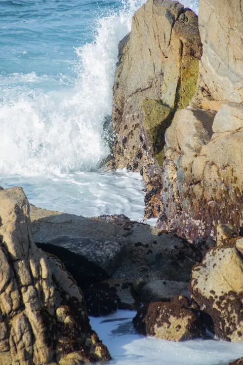 Crashing Wave Phone Wallpaper · ocean_v · 1440×2160