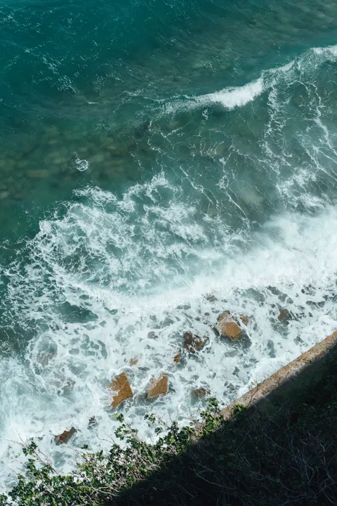 Crashing Wave Phone Wallpaper · ocean_v · 1440×2160