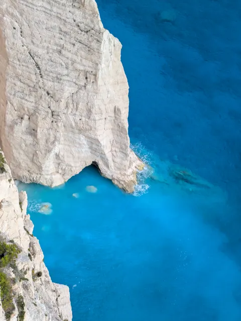 Clear Sea Phone Wallpaper · ocean_v · 1440×1913