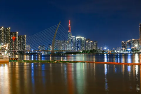 City Bridge 4K Wallpaper · city · 3840×2560