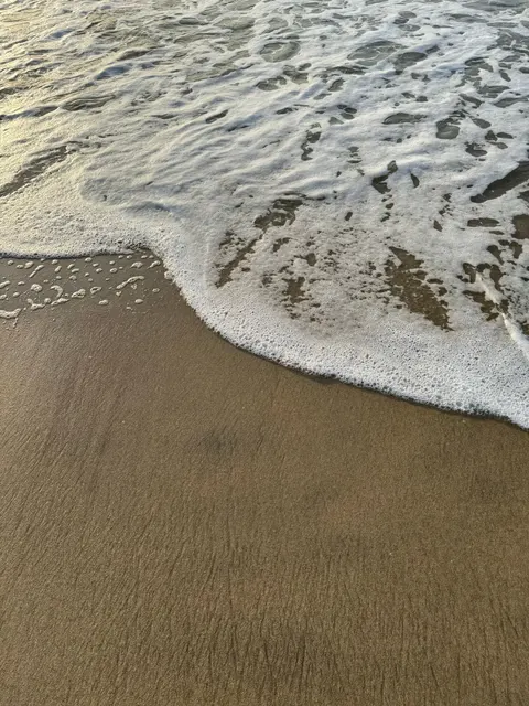 Shore Waves Phone Wallpaper · ocean_v · 1440×1920