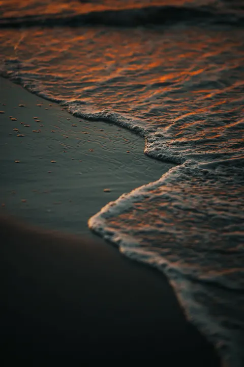 Shore Waves Phone Wallpaper · ocean_v · 1440×2160