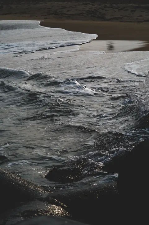 Shore Waves Phone Wallpaper · ocean_v · 1440×2166