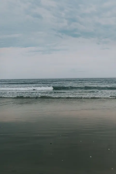 Shore Waves Phone Wallpaper · ocean_v · 1440×2160
