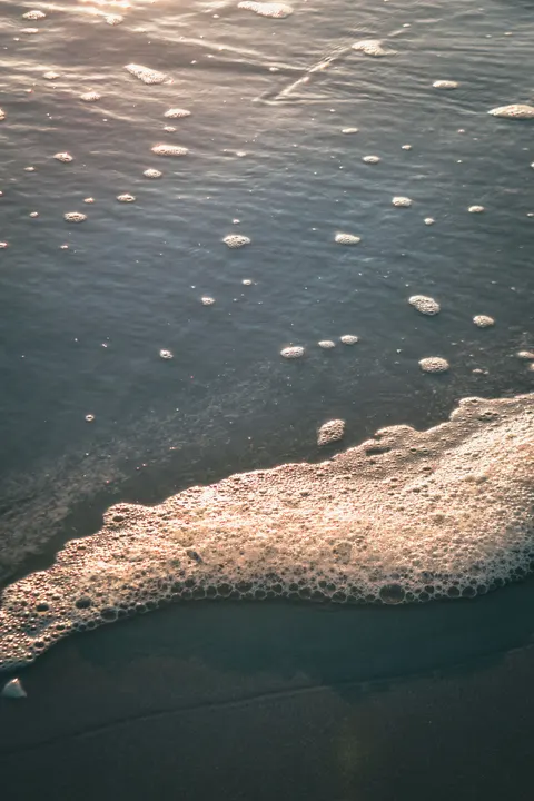 岸边海浪 手机壁纸 · ocean_v · 1440×2160
