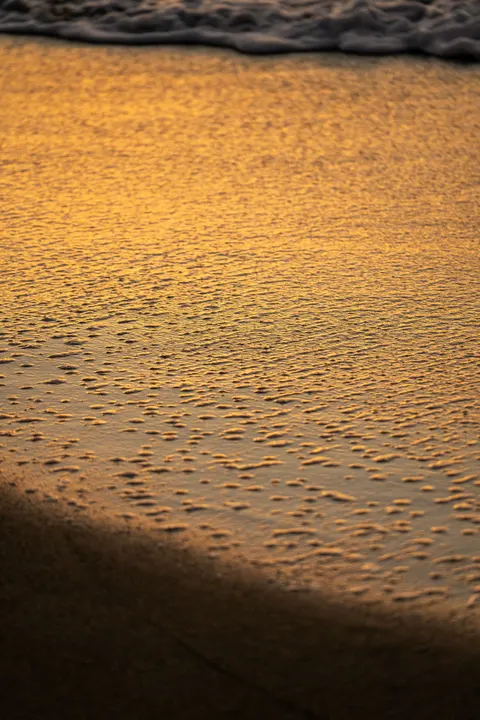 Shore Waves Phone Wallpaper · ocean_v · 1440×2160