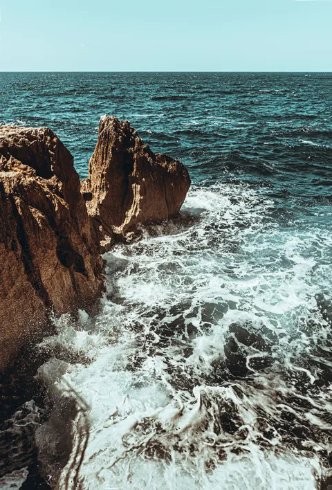 Crashing Wave Phone Wallpaper · ocean_v · 1440×2123