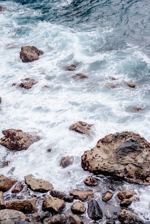 موج در حال شکستن والپیپر موبایل · ocean_v · 1440×2158