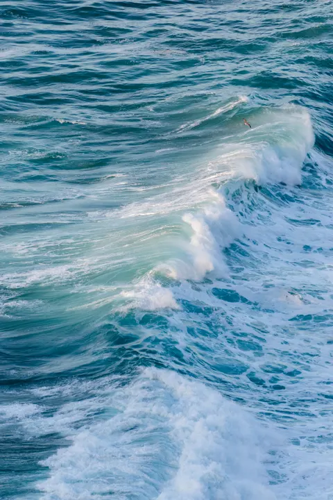 टकराती लहर मोबाइल वॉलपेपर · ocean_v · 1440×2160