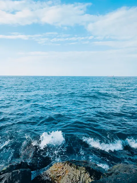 موجة تتكسر خلفية للجوال · ocean_v · 1440×1920