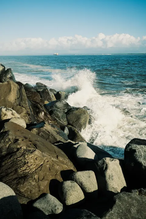Crashing Wave Phone Wallpaper · ocean_v · 1440×2160