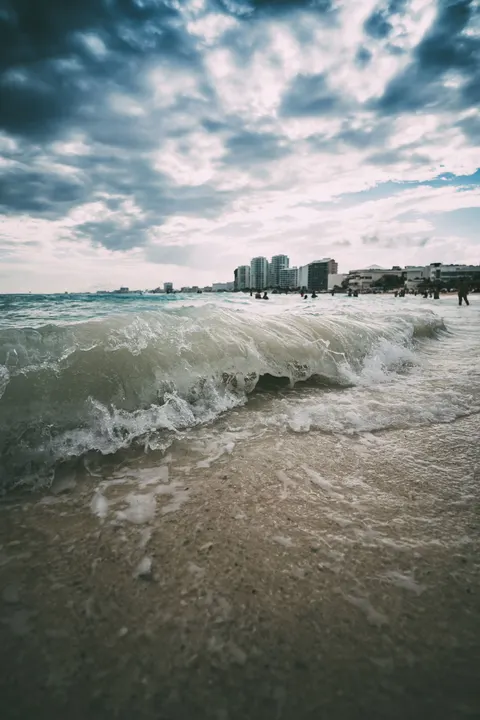 Crashing Wave Phone Wallpaper · ocean_v · 1440×2160