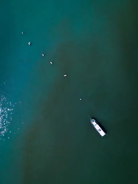 Fond d'écran mobile Mer Transparente · ocean_v · 1440×1920