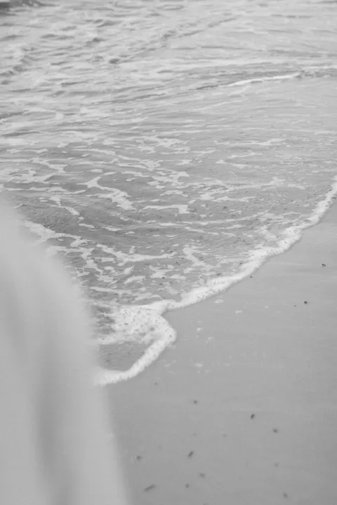 Onde sulla Riva Sfondo per Telefono · ocean_v · 1440×2160