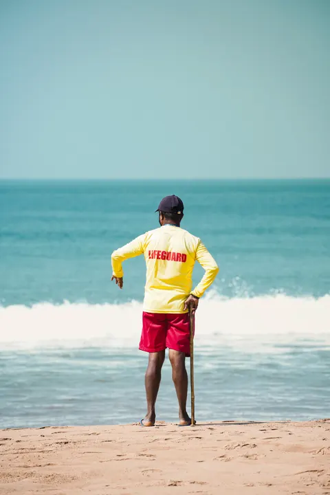 किनारे की लहरें मोबाइल वॉलपेपर · ocean_v · 1440×2160