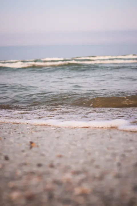 Shore Waves Phone Wallpaper · ocean_v · 1440×2160