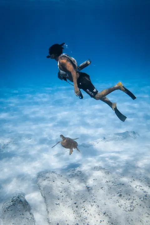 Underwater Blue Phone Wallpaper · ocean_v · 1440×2159