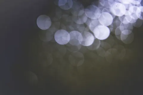 虚化光斑 4K壁纸 · abstract · 3840×2560