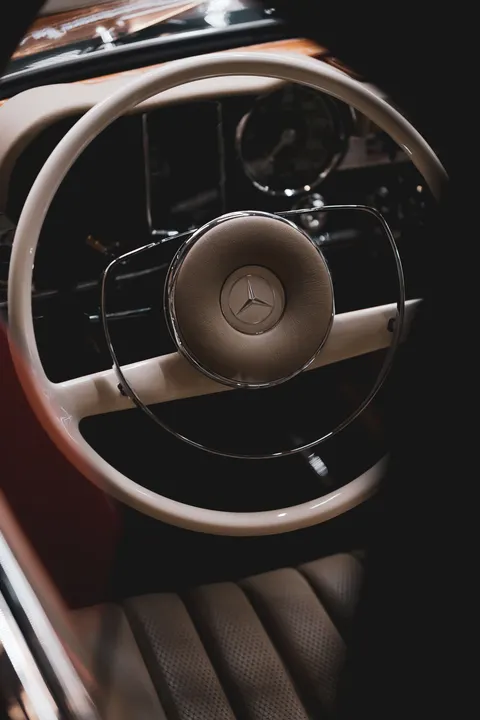 Fondo de Pantalla para Móvil Auto de Lujo · luxury · 1440×2160