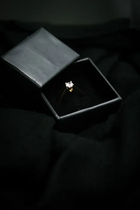 Diamond Shine Phone Wallpaper · luxury · 1440×2160