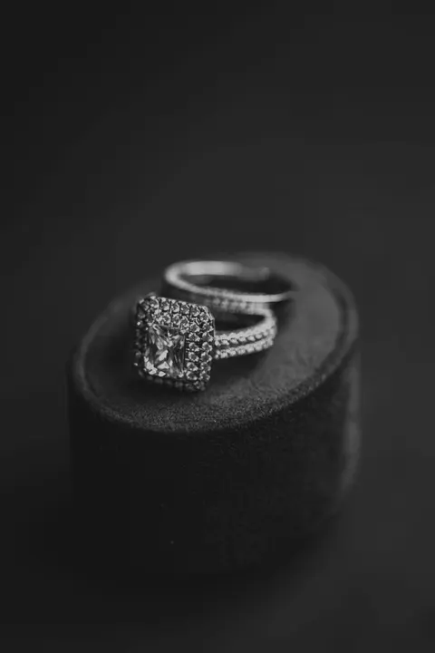 Diamond Shine Phone Wallpaper · luxury · 1440×2160