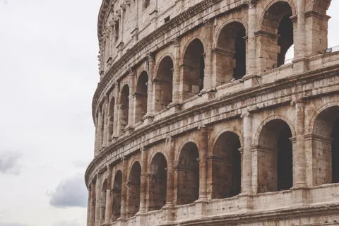 Colosseum 4K Wallpaper · travel · 3840×2560