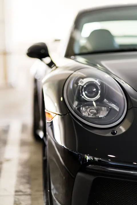 Luxusauto Handy-Hintergrundbild · luxury · 1440×2160