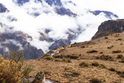 Machu Picchu 4K Wallpaper · travel · 3840×2560