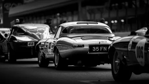 والپیپر خودرو اسپرت با کیفیت 4K · cars · 3840×2160