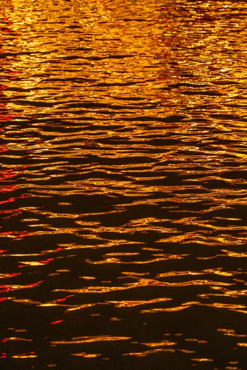 تجمل طلایی والپیپر موبایل · luxury · 1440×2160