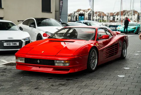 Sportwagen 4K Hintergrundbild · cars · 3840×2592