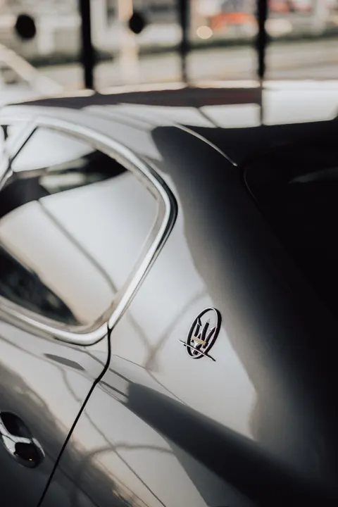 Mobil Mewah Wallpaper HP · luxury · 1440×2160