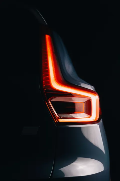 Luxusauto Handy-Hintergrundbild · luxury · 1440×2160