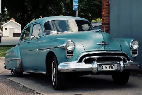 Classic Car 4K Wallpaper · cars · 3840×2560