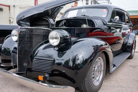 Classic Car 4K Wallpaper · cars · 3840×2560