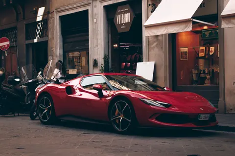 والپیپر ابرخودرو با کیفیت 4K · cars · 3840×2560
