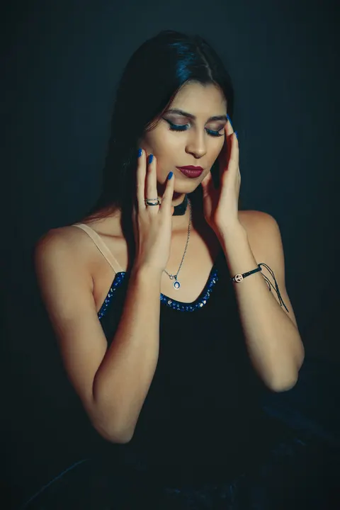 钻石光芒 手机壁纸 · luxury · 1440×2160