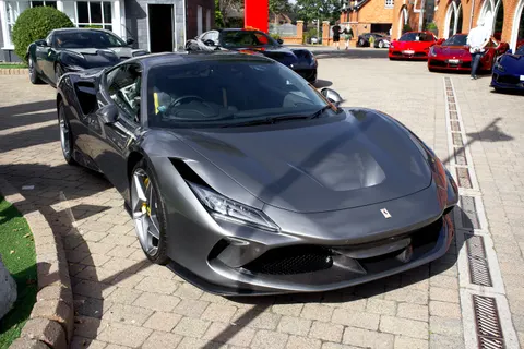 Hình nền Siêu xe 4K · cars · 3840×2560