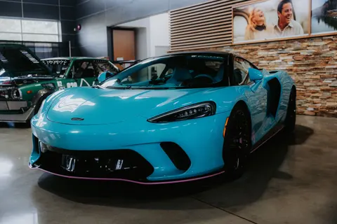Hình nền Siêu xe 4K · cars · 3840×2560