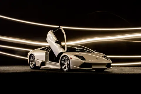 والپیپر ابرخودرو با کیفیت 4K · cars · 3840×2560