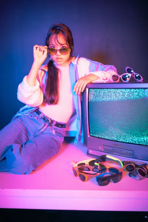 Synthwave Handy-Hintergrundbild · retro · 1440×2160