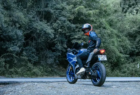 Fondo de pantalla Motocicleta 4K · cars · 3840×2602
