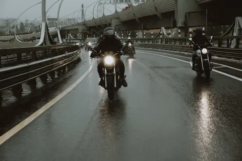 摩托车 4K壁纸 · cars · 3840×2560