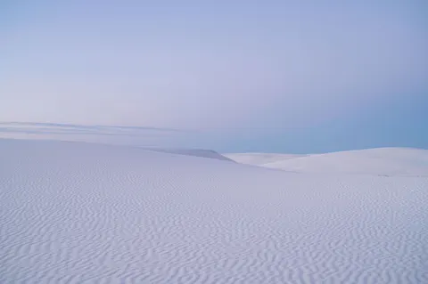Papel de parede Curvas do deserto 4K · minimal · 3840×2555