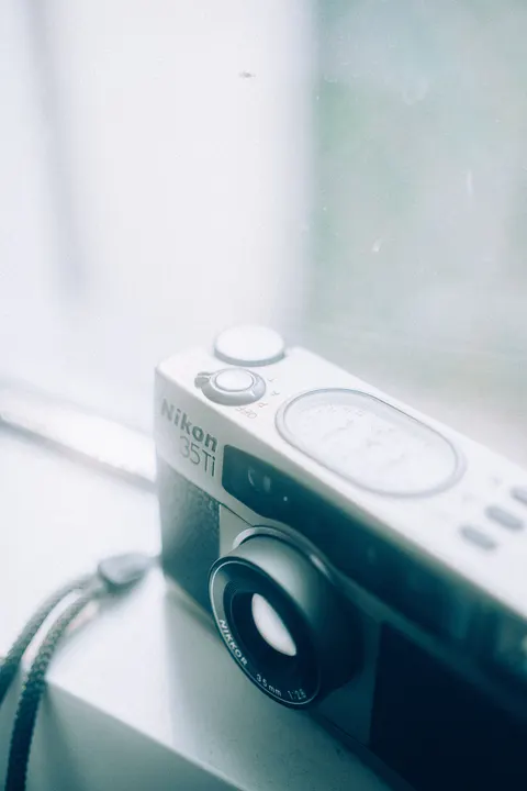 Retro Film Telefon Duvar Kağıdı · retro · 1440×2160