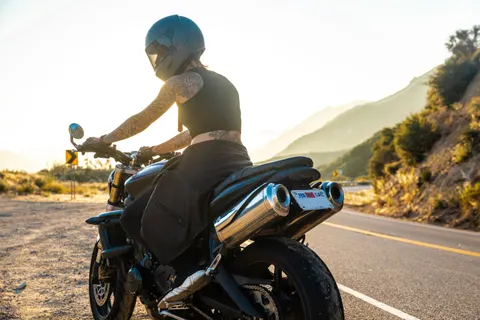 Sfondo Motocicletta 4K · cars · 3840×2560