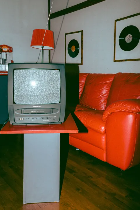 فیلم قدیمی والپیپر موبایل · retro · 1440×2160