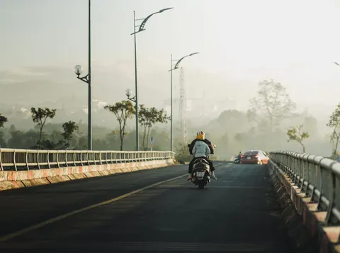 Sfondo Motocicletta 4K · cars · 3840×2859