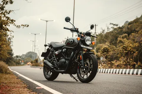 मोटरसाइकिल 4K वॉलपेपर · cars · 3840×2560
