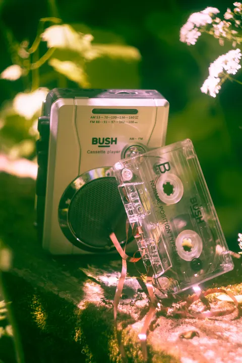Synthwave Telefon Duvar Kağıdı · retro · 1440×2160